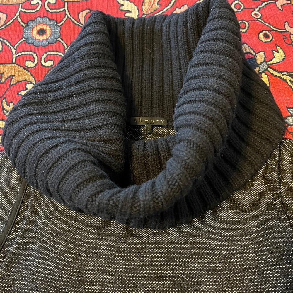 Theory wool romper turtleneck tunic Size 4